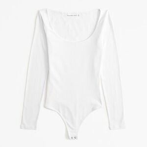Abercrombie & Fitch Long-Sleeve Seamless Scoopneck Bodysuit; White; Medium